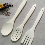 3 Pieces Wooden Cutlery for Kitchen, Contains Wooden Spoon ,Slotted Cooking Spoon and Food Turner,Made of Maple Wood thumbnail-3