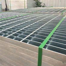 High Quality Carbon Steel Hot-dip Galvanized Rainwater Drainage Trench Cover Steel Grating thumbnail-5