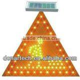 Solar LED Traffic Light thumbnail-2