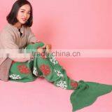 Customized Size and Color Christmas Green Knitted Mermaid Tail Blanket for Ladies thumbnail-2
