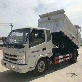 Enclosed Truck Dongfeng 5 Tons thumbnail-3