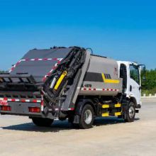 Rear-loading compression garbage truck 10 square rear-hanging bucket domestic garbage truck