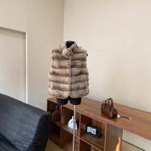 2025 Autumn/Winter Cream Latte Imported Rex Rabbit Fur Chinchilla Pattern Fur Vest thumbnail-4
