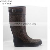 Women fashion rubber rain boot brown ground has Leopard Print Wellington Boots