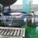 Vibratory finishing machine with cover