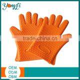 Newest Wholesale Durable Promotion Neoprene Oven Mitt Gloves thumbnail-1