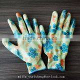 Flower Printed Nitrile Coated Polyester Arthritis Gloves thumbnail-1