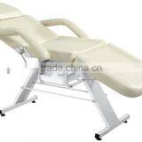 Facial Beds With Pallets thumbnail-1