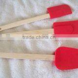 DELUXE WOODEN HANDLE SILICONE 3 PC SPATULA SET thumbnail-1