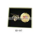 Gift Set of Mirror and Little Lighter thumbnail-1