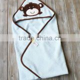 2011 summer baby wear 100% cotton embroider hooded towel