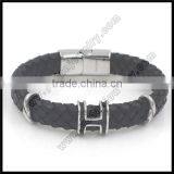 Magnetic Clasp Plain Leather Bracelet thumbnail-3