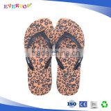 The most popular cheap wholesale flip flops beach use and black pvc texture strap girls footwear
