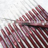 High Quality Plastic Handle Metal Lace Crochet Hooks thumbnail-1