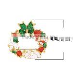 Pin Brooches Christmas Wreath Gold Plated Red & Green Enamel Womens Brooch thumbnail-2