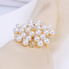 Wholesale Diamond Pearl Napkin Ring Wedding Hotel Napkin Button Holder thumbnail-3