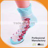 Hot Sales Lady Jacquard Rumi Socks With Pointelle Pattern thumbnail-2
