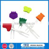 Promotional gift New design Eco-friendly silicone fruit fork