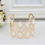 Dubai Fashion Jewelry 2015 Heart Hollow Bangle With Factory Direct Sale thumbnail-1