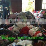 Used Clothes in Bales 35 thumbnail-1