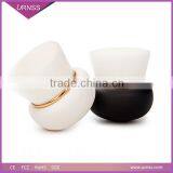 Soft Nylon Cleansing Facial Brush thumbnail-5