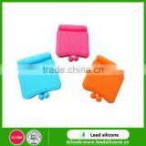 Candy Color Portable Silicone Cosmetic Mirror thumbnail-1