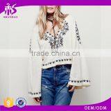 2016 Guangzhou Shandao Latest Model Autumn Fashion Elegant Long Flare Sleeve Deep V Neck Embroidered Ladies Cotton Tops Designs thumbnail-1