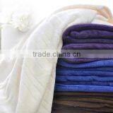 Hot Sale Wholesale Hometextile Bedding Sheet Set China Factory 100% Polyester Ultra Soft Fabric Solid Coral Fleece Blankets thumbnail-6