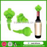 2017 Factory Wholesale Banana Shape Silicone Wine Bottle Stopper thumbnail-1