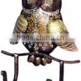 IRON PAINTED OWL HANGER 2 HOOK GOLDEN thumbnail-1