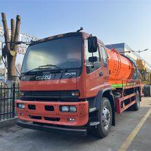 12 Ton Sewage Suction Truck With High-pressure Flushing Function Made in China thumbnail-1
