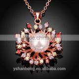 Natural Pearl Inlaid Rose Gold Pendant Necklace thumbnail-3
