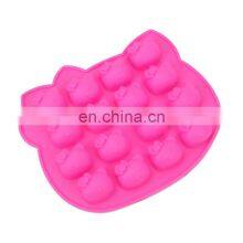 Food Grade Fondant Cake Decoration 16 Hole Bear Shaped Silicone Cake Mold