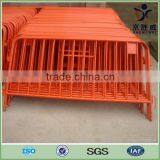 Crowd Control Event Barrier With Detached Feet