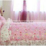 Hello Kitty Bedding Set thumbnail-1