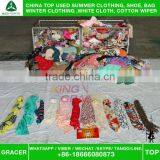 Stock Second Hand Bales 100Kg Ladies Silk Scarf Used Clothing Warehouse thumbnail-2