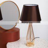 China Wholesale Cheap Durable Modern Indoor Home Decorative Gold Metal Table Lamp for Desk