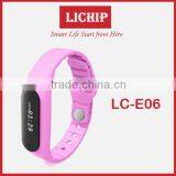 Text Message/Tracking Motion/music Play/Fine Phon/sleeping Monitor/Touch Screen E06 Smart Bracelet thumbnail-4