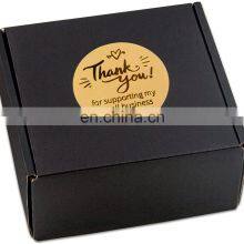 Экологически чистая упаковка из картона в черно-золотом цвете — коробки для одежды, обуви и косметики с индивидуальным логотипом, прочные для отправки по почте thumbnail-3