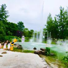 Interactive Water Feature thumbnail-4