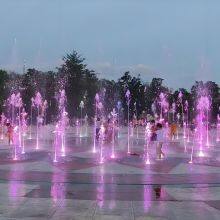 Walk-Through Fountain thumbnail-3