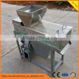 China Factory Supplier Dry Peanut Peeling Skin Machine thumbnail-6