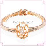 2016 Stylish Good Quality High-end Elegant Jewelry Hollow Out Flower Bracelet for Women thumbnail-1