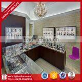 ODM/OEM High End Watch Showroom Design thumbnail-3