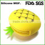 Custom Logo Printed Oval Soft Squeeze Silicone Coin Purse Made in China thumbnail-2