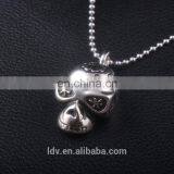 Latest Design Simple Skull Shaped Stainless Steel Pendant Necklace Carven Flower Jewelry thumbnail-5
