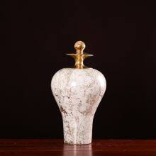 Gold Marbling White Luxury Chinese Jingdezhen Ceramic Vase With Gold Lid For Home Decor thumbnail-4