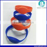 Customized Rubber Colorful Silicone Waterproof RFID Wristband/Bracelet thumbnail-1