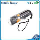 Dynamo Rechargeable Radio With Flashlight