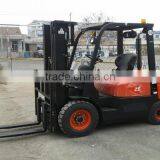 Hydraulic CPCD 2 Ton Forklift Diesel Truck For Sale thumbnail-1